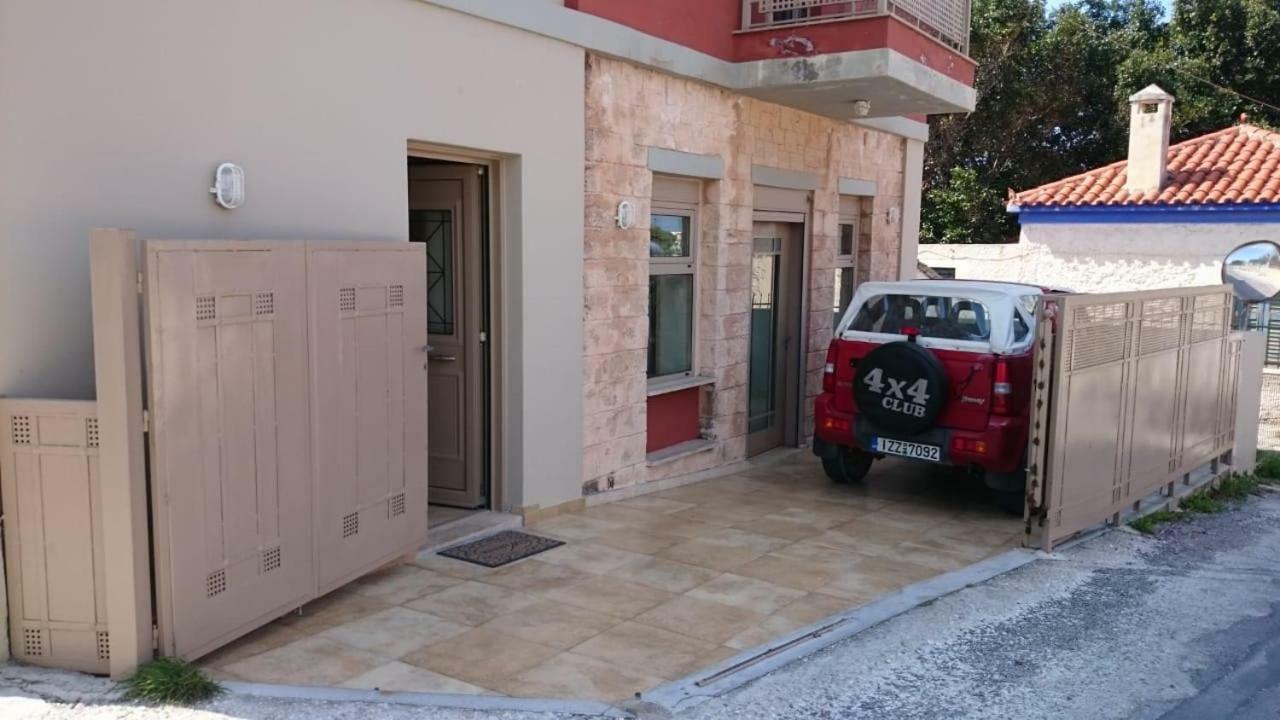 Arapakis Apartment 2 Aegina Exterior foto